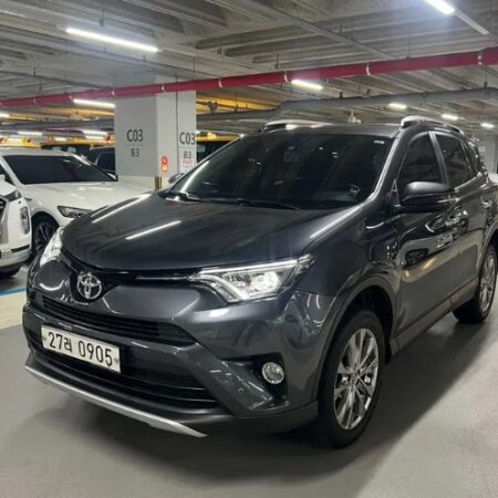 Toyota RAV4 2500cc 2WD 2018